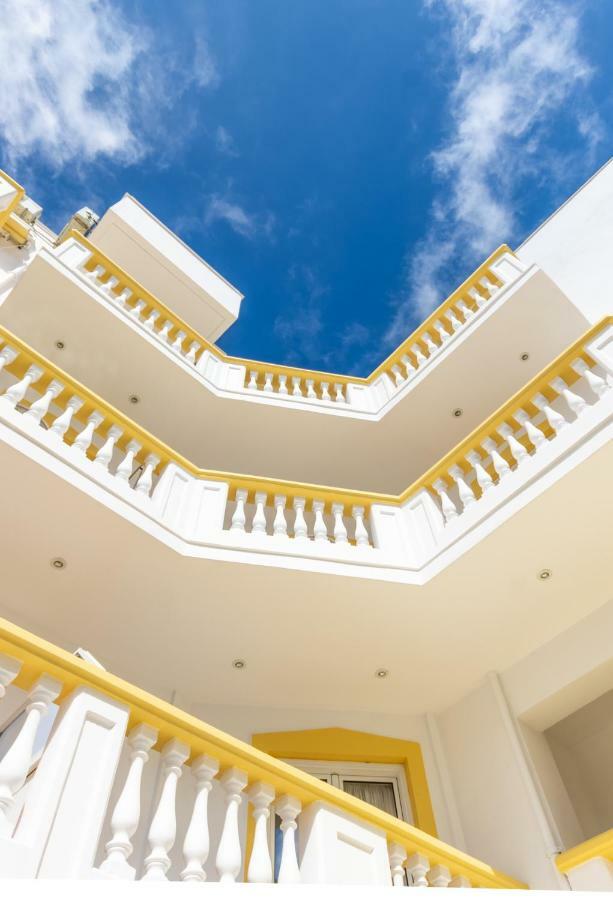 Irini Apartments Chersonissos Buitenkant foto